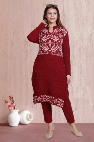LADIES WOOLLEN KURTI PLAZO SET
