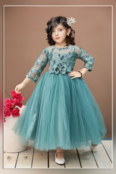 GOWN